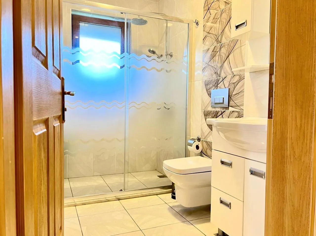 Centrally Located Very Large Villa W Pool Jakuz And Car Park فتحية تركيا