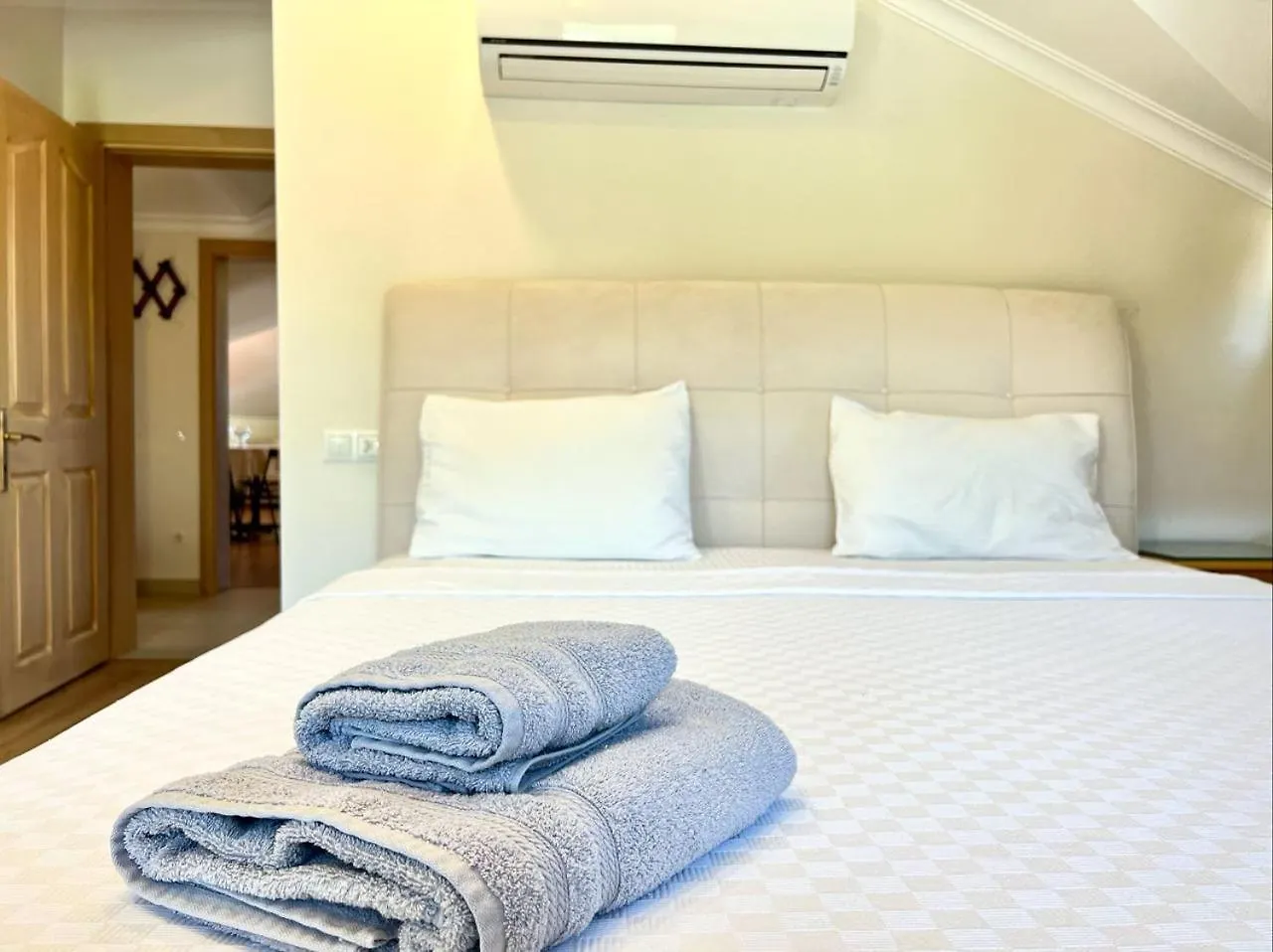 Centrally Located Very Large Villa W Pool Jakuz And Car Park فتحية